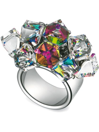 Love Explosion, Ring