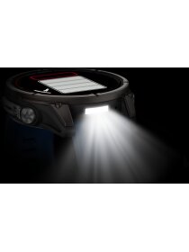quatix® 8 - 47 mm AMOLED Sapphire Schwarz/Titanium Titan mit QuickFit®-Silikon-Armband 22 mm Kapitänsblau