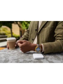Instinct® Crossover AMOLED Bronze/Sunburst